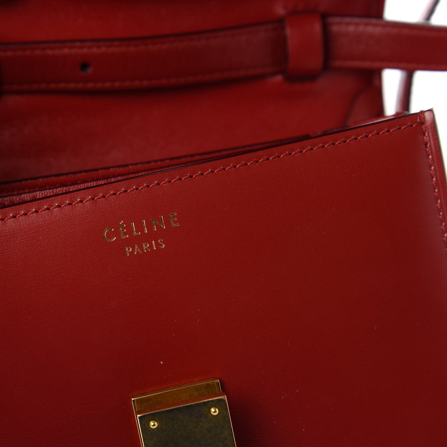 Smooth Calfskin Small Classic Box Flap Red