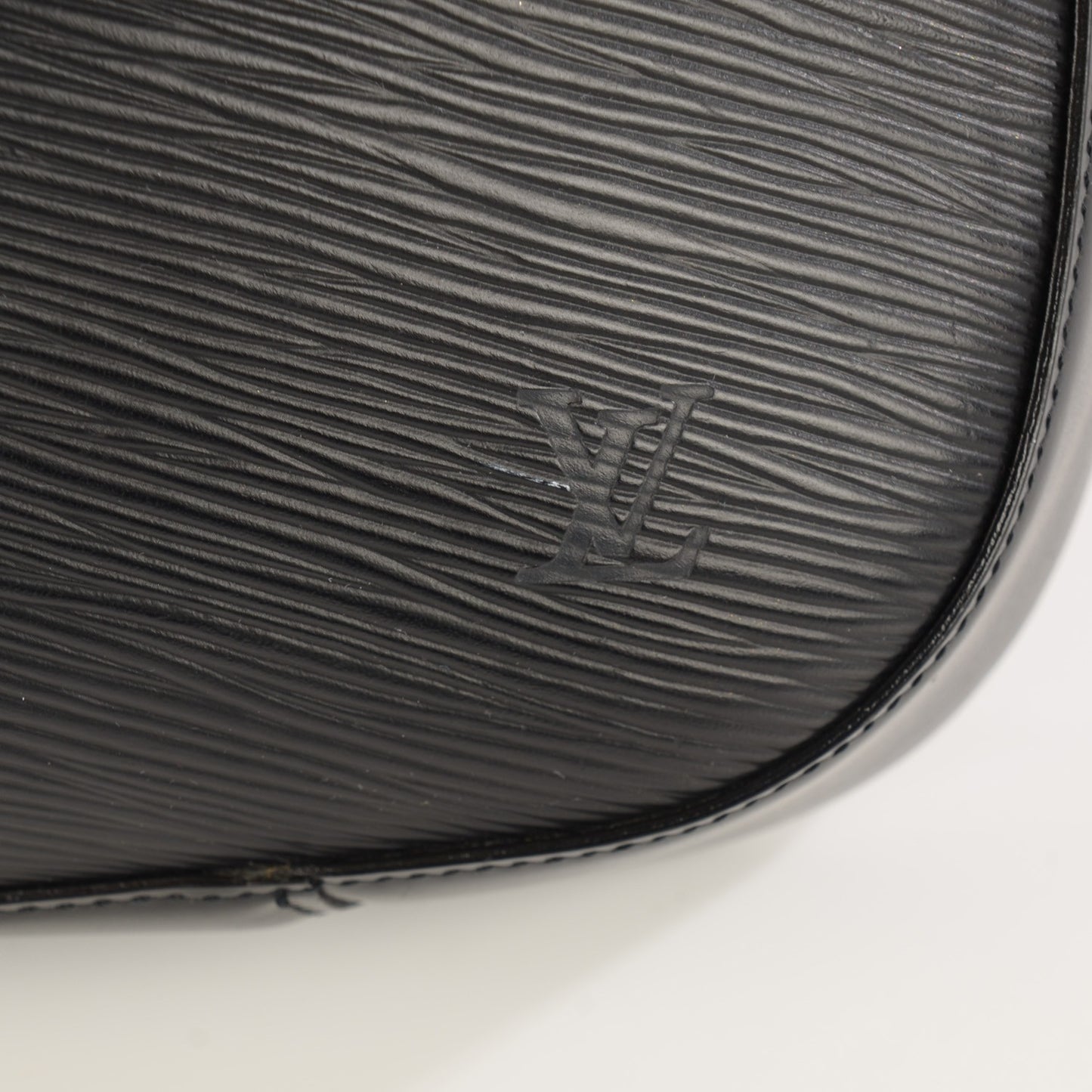 Epi Reverie Black
