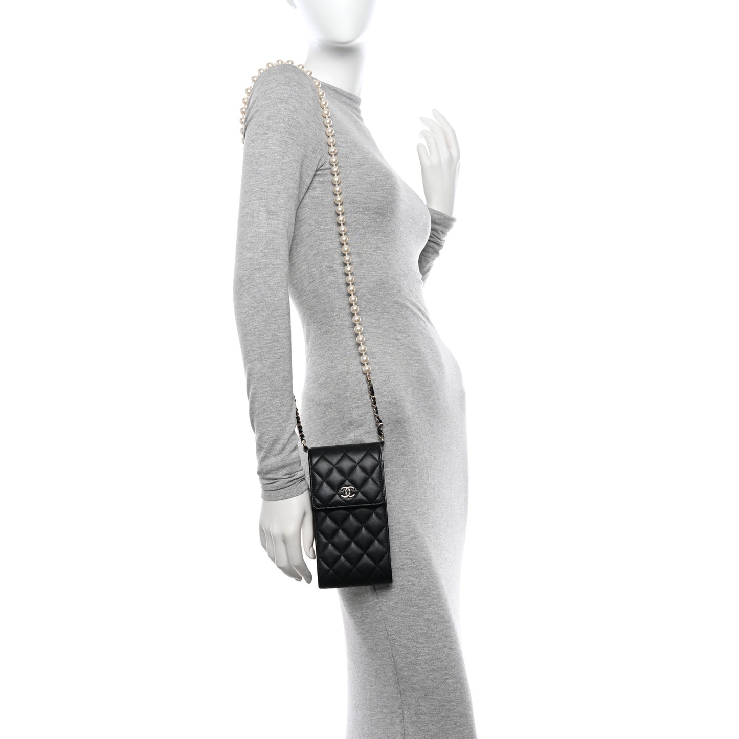 Lambskin Quilted Pearl Phone Holder With Chain Black