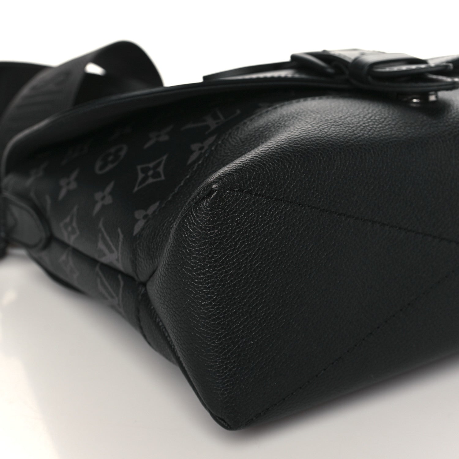 Louis Vuitton Monogram Eclipse Saumur Messenger NV Black 7 of 8