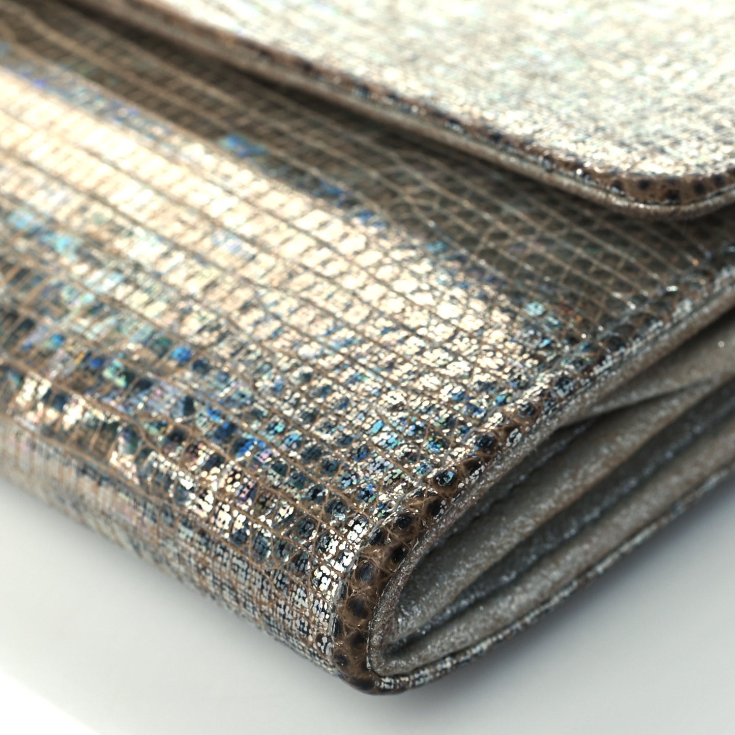 Iridescent Lizard Wallet With Removable Chain Silver