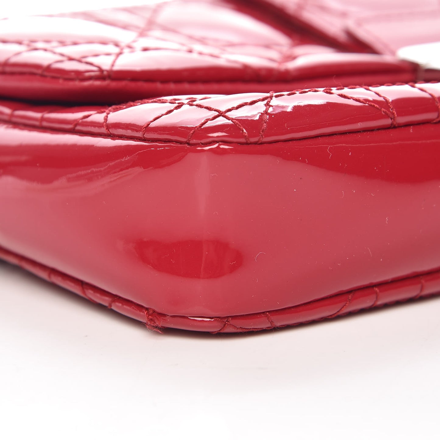 Patent Cannage New Lock Pouch Red