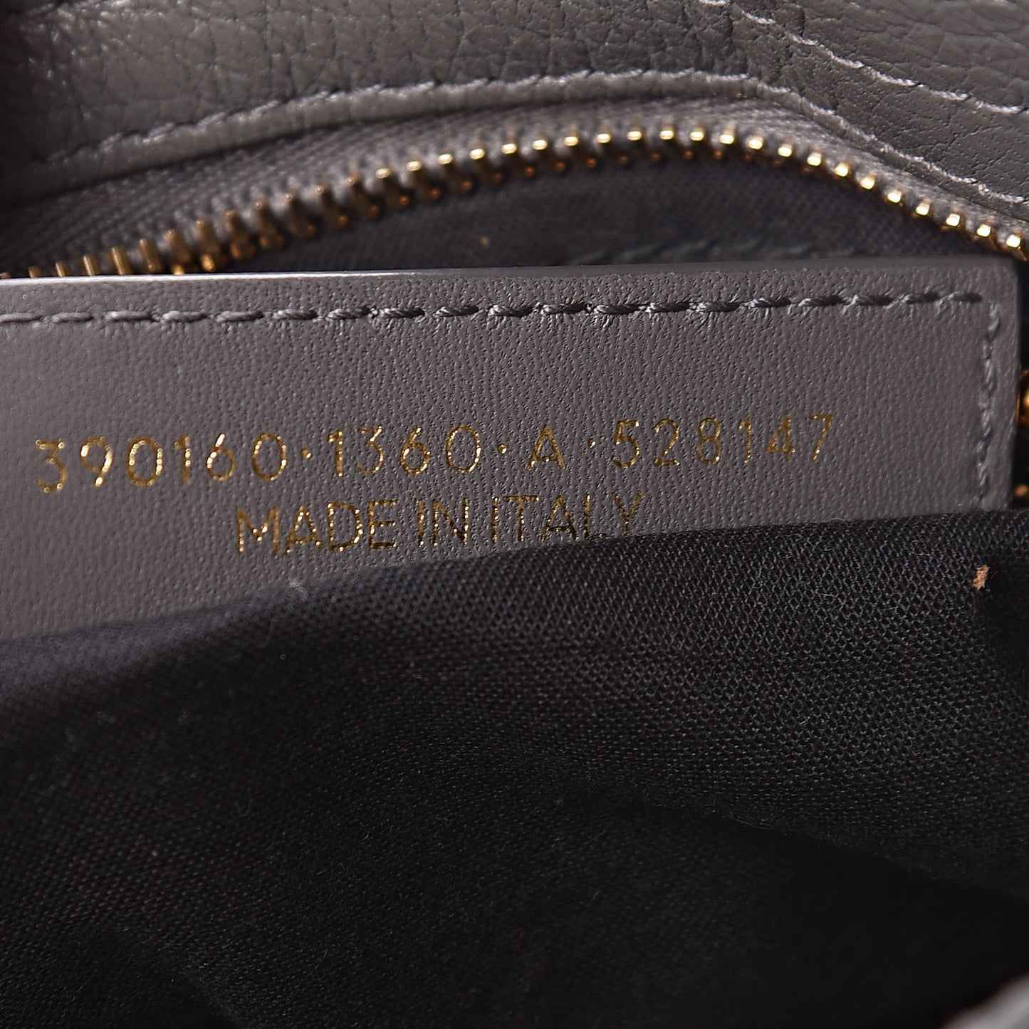 Chevre Gold Metallic Edge Hardware Mini City Gris Acier