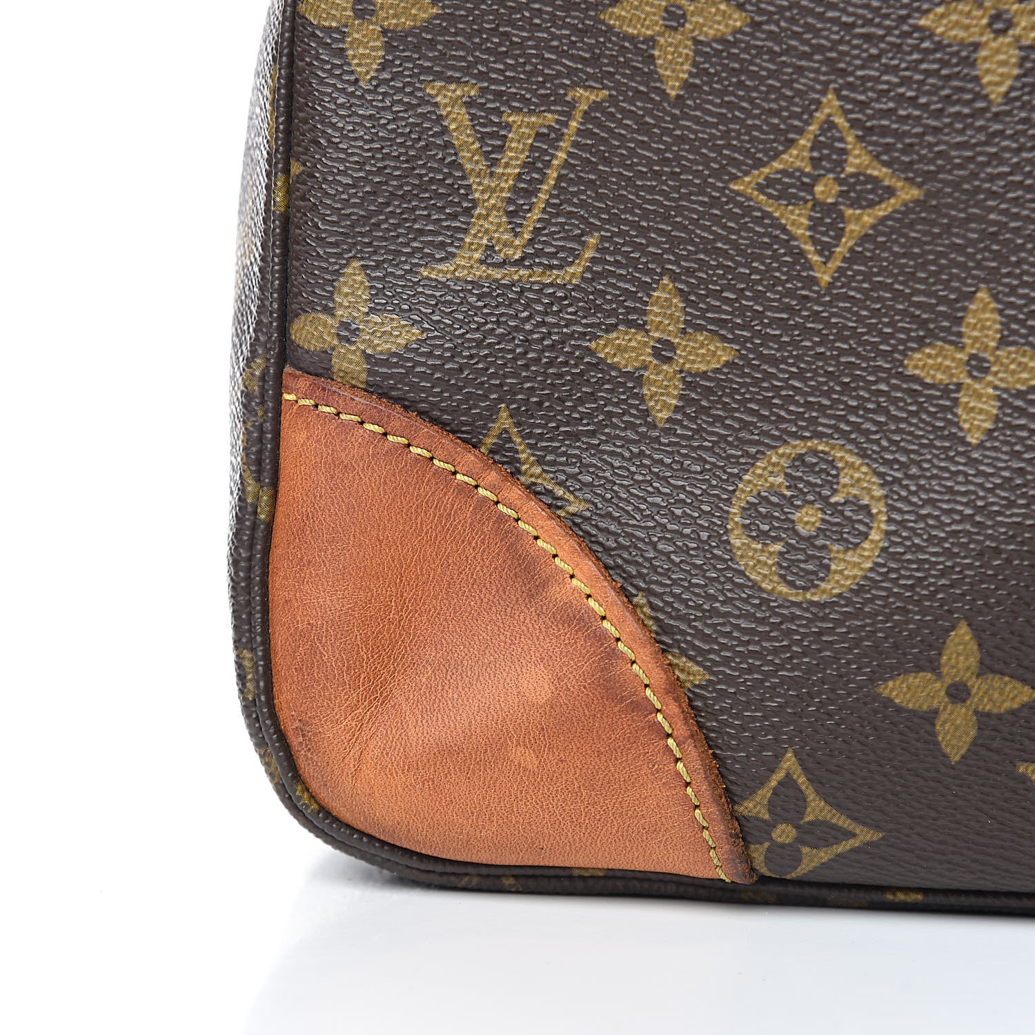Louis Vuitton Monogram Boulogne 30 13 of 19