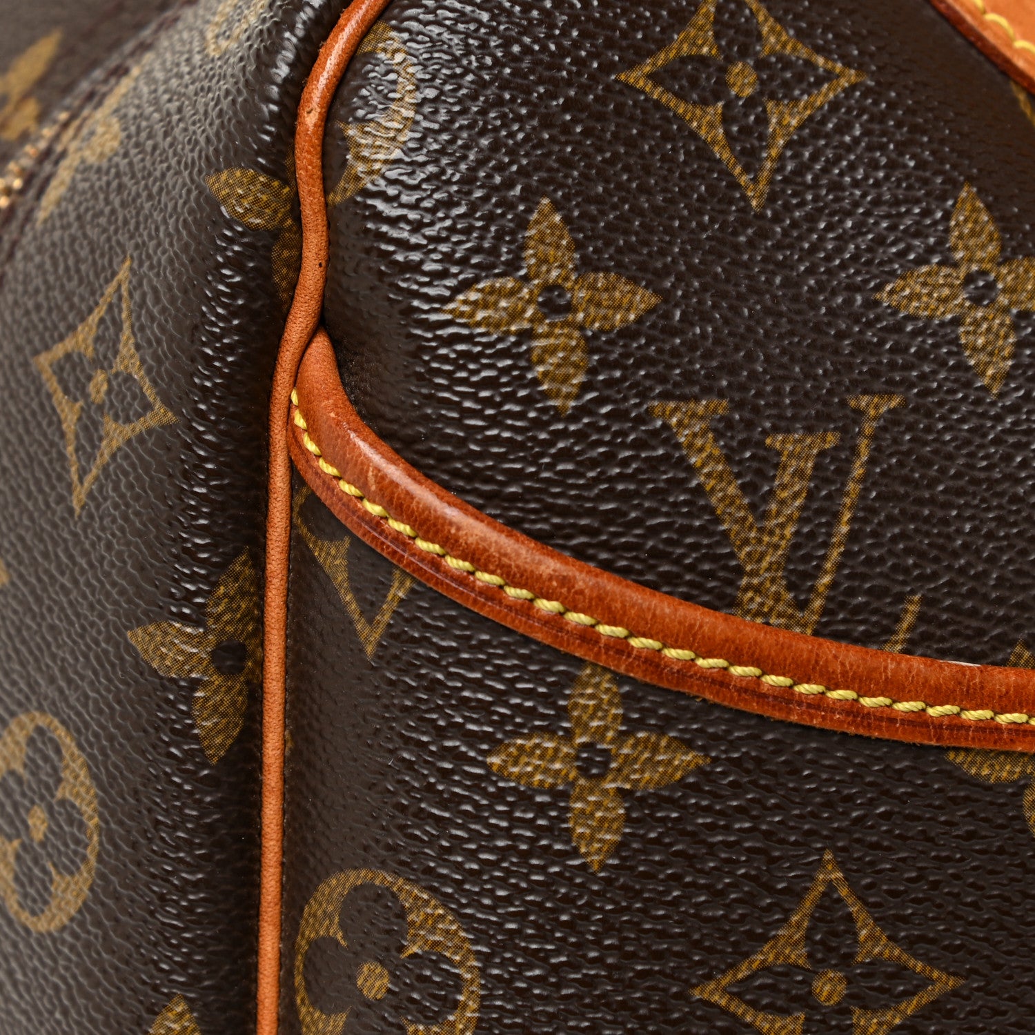 Louis Vuitton Monogram Deauville 21 of 37