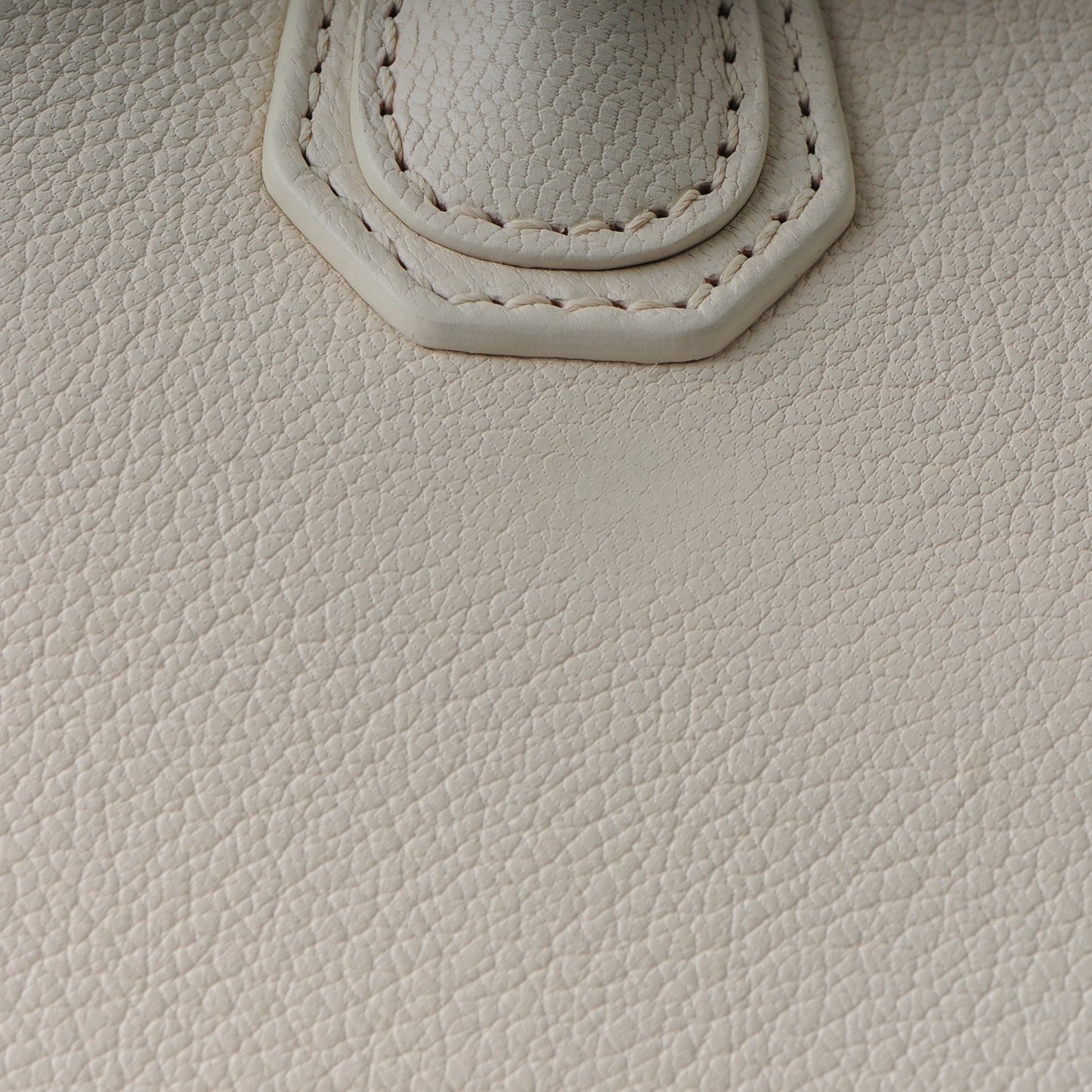 Sugar Goatskin Mini Antigona Ivory
