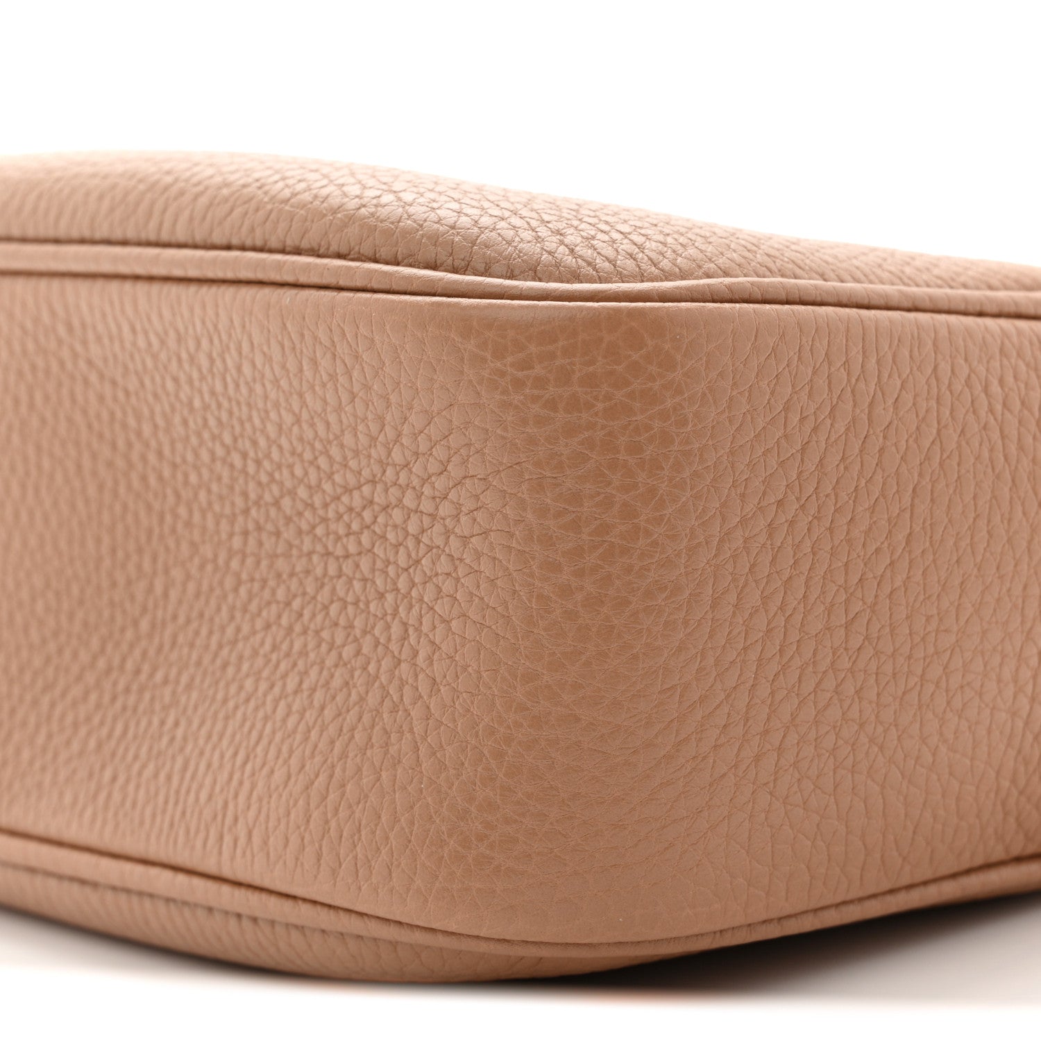 Gucci Pebbled Calfskin Small Soho Disco Bag Camelia 10 of 11