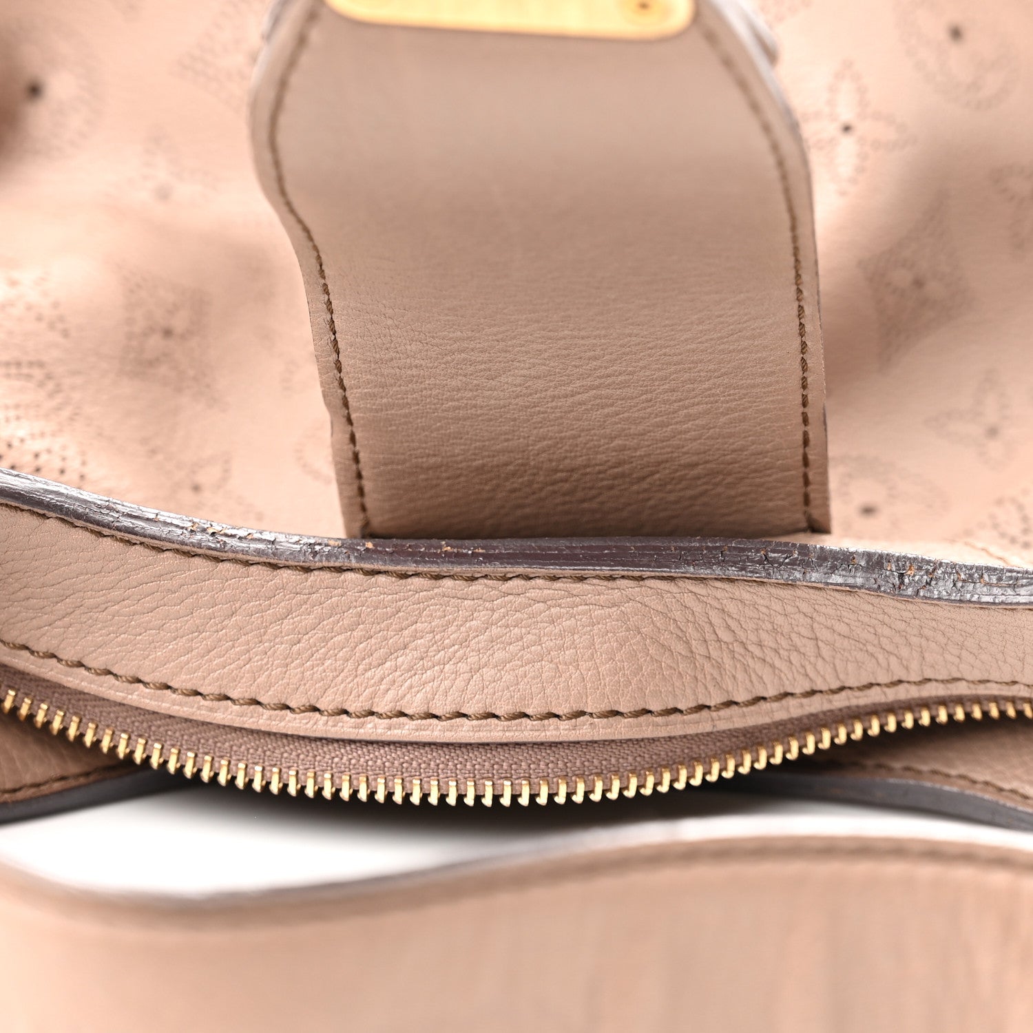 Louis Vuitton Mahina Solar PM Poudre 10 of 12