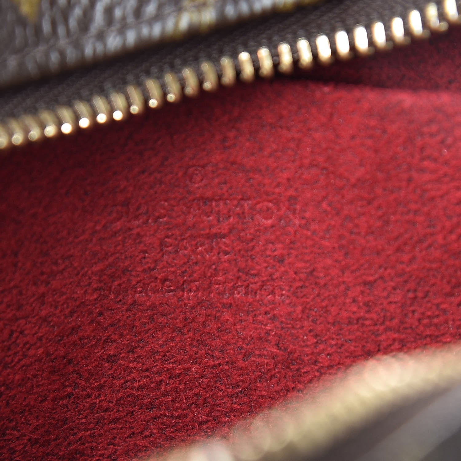 Louis Vuitton Monogram Wapity 6 of 12