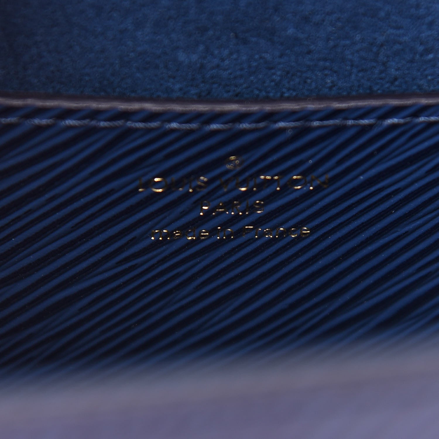 Louis Vuitton Epi Twist Shoulder Bag MM Indigo 8 of 8