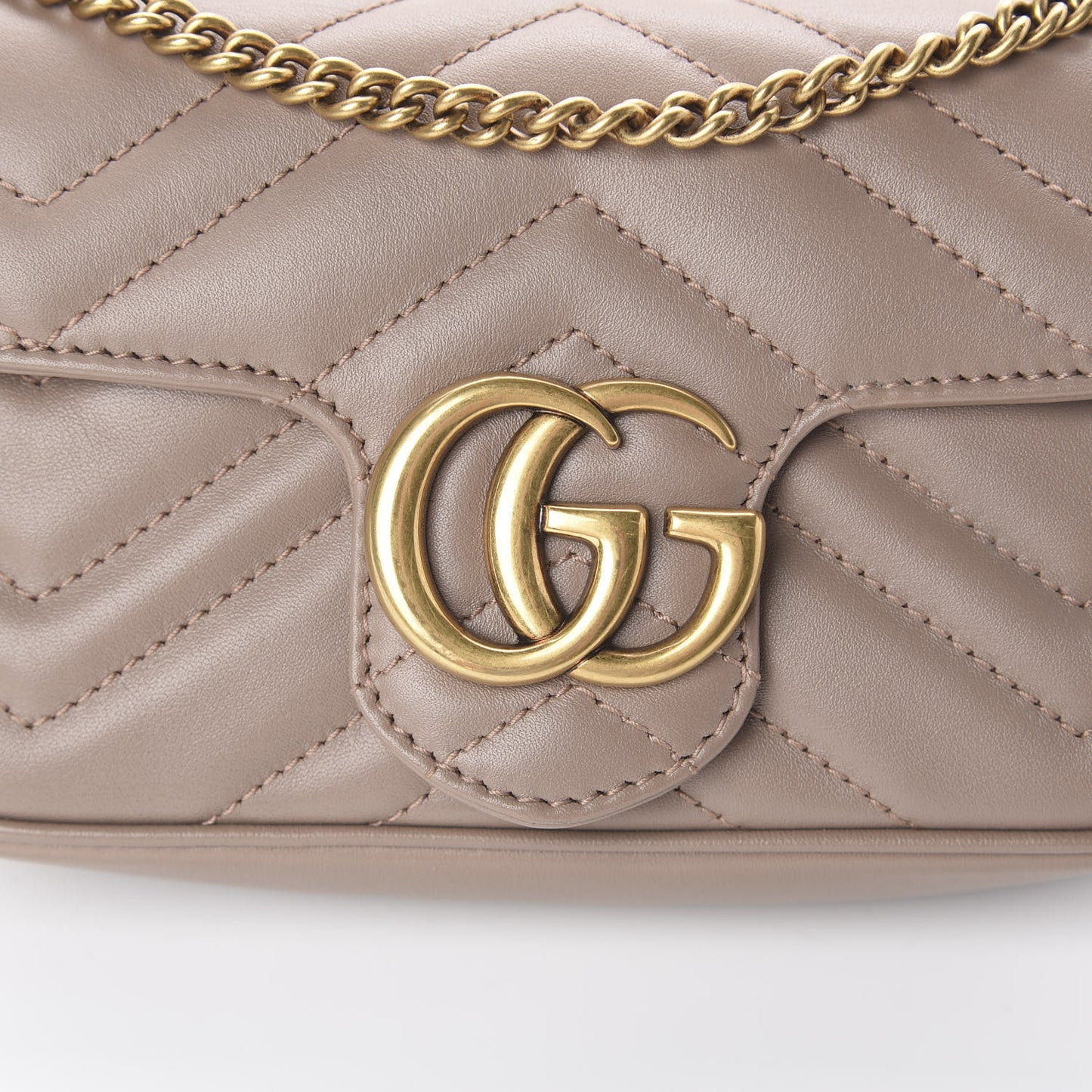 Calfskin Matelasse Super Mini GG Marmont Shoulder Bag Porcelain Rose