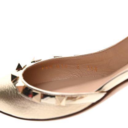 Valentino Garavani Metallic Pebbled Calfskin Rockstud Half D'Orsay Slingback 50mm Pumps 35.5 Platino 8 of 10