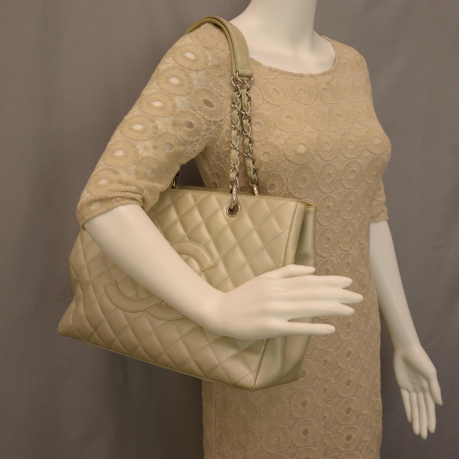 Chanel Caviar Quilted Grand Shopping Tote GST Pearl 2 of 10