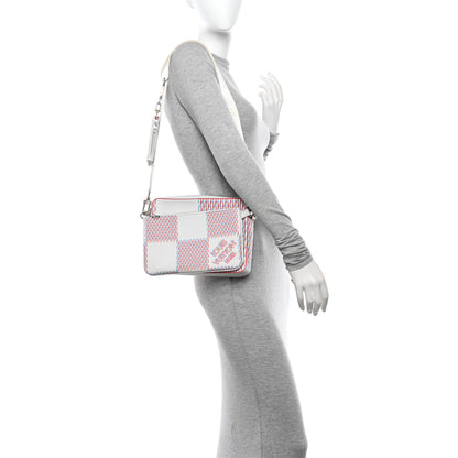 Louis Vuitton Cowhide Damier Spray Trio Messenger Bag White 2 of 10