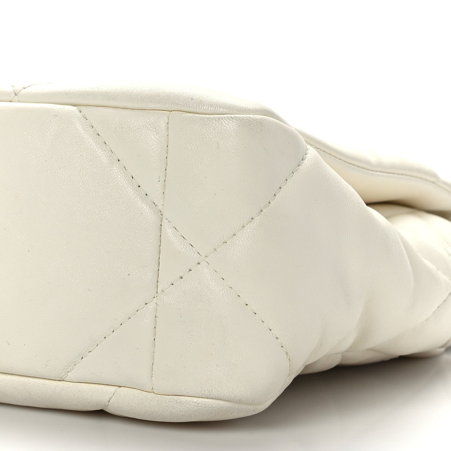 Chanel Goatskin Quilted Medium Chanel 19 Flap White 8 of 8