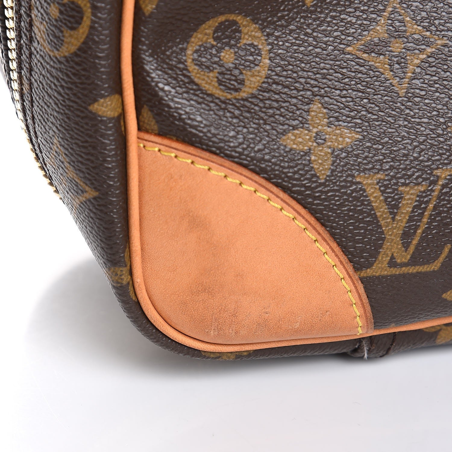 Louis Vuitton Monogram Sirius 45 8 of 16