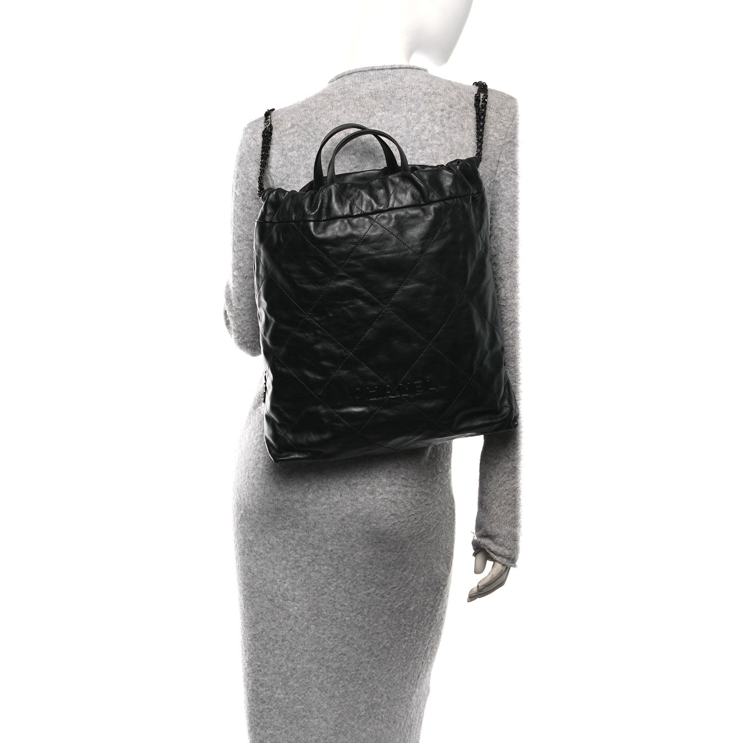 CHANELバックパックh Chanel Shiny Calfskin Quilted Chanel 22 Backpack So Black 1780629