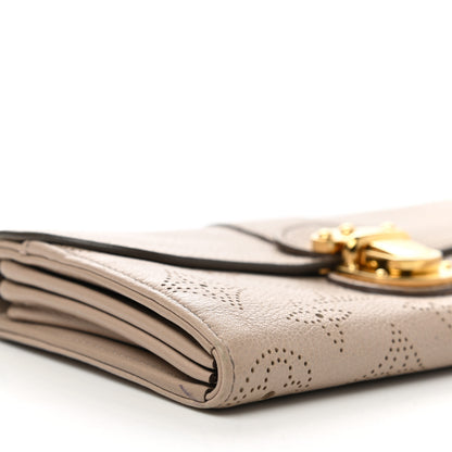 Louis Vuitton Mahina Amelia Wallet Beige Opal 8 of 9