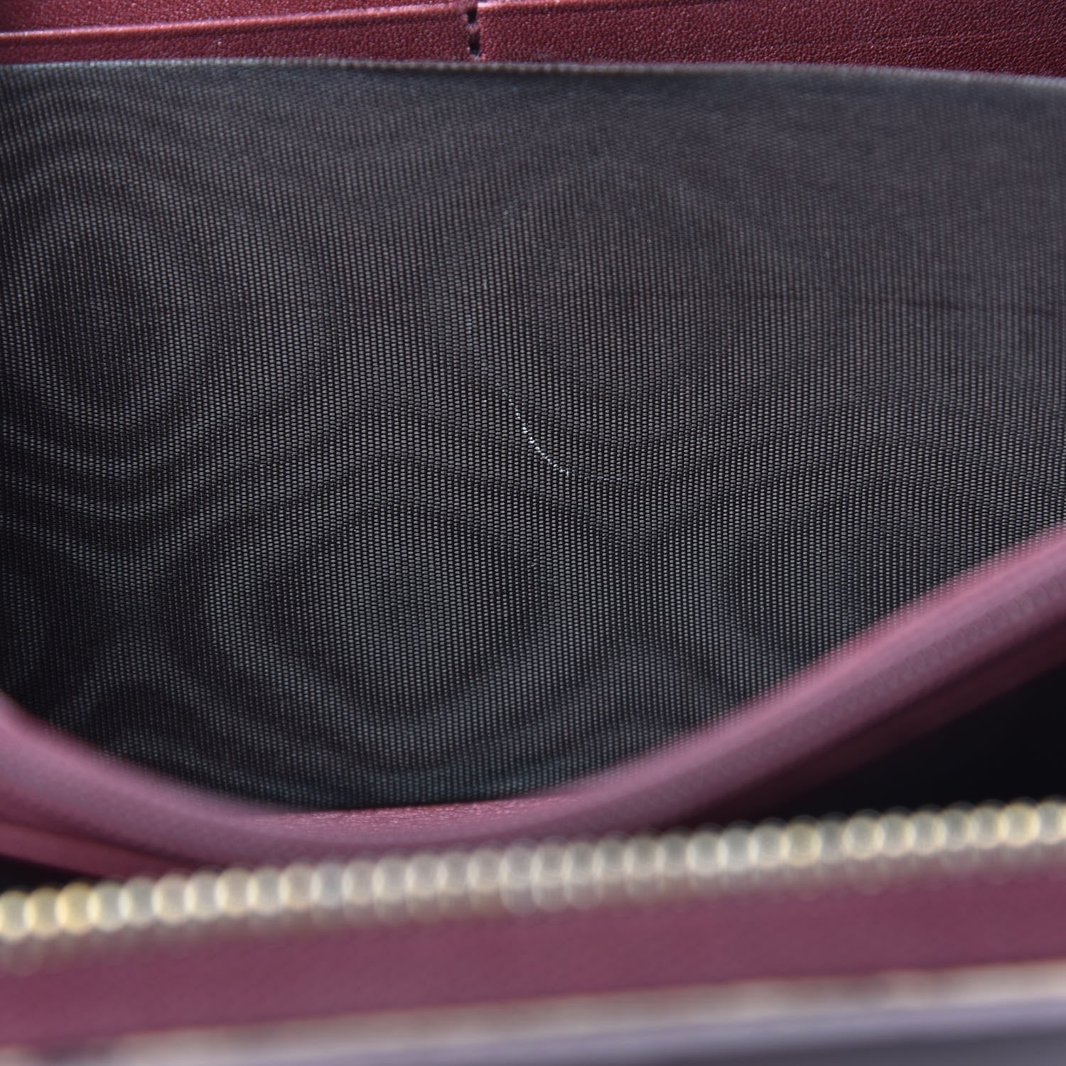Gucci Shine Guccissima Margaux Calfskin Lovely Zip Around Wallet Scarlatto 11 of 11