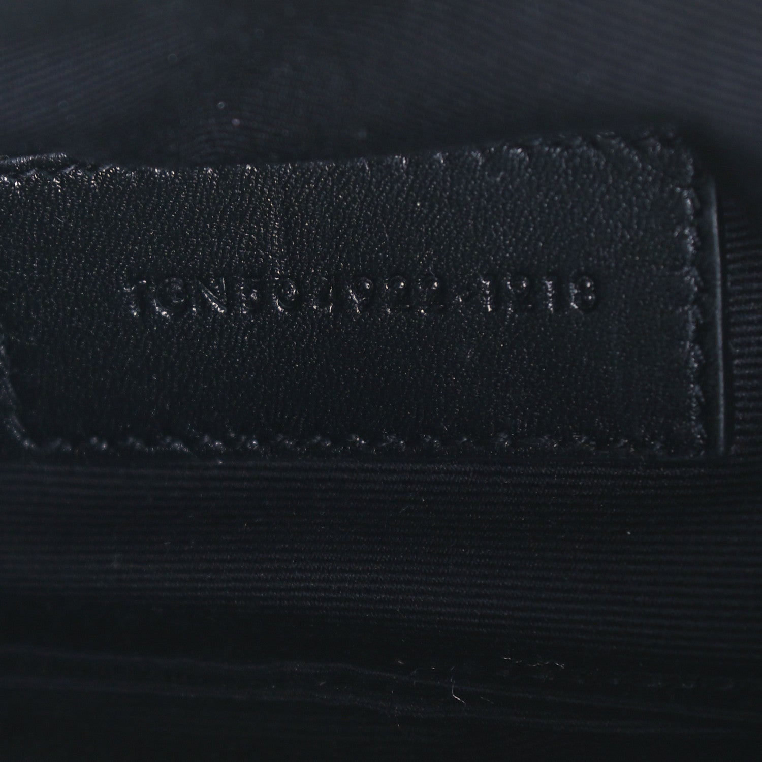 Saint Laurent Grain De Poudre Matelasse Chevron Monogram Bill Pouch Rouge Legion 6 of 9