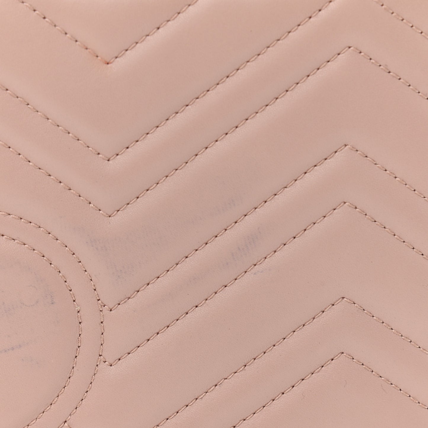 Calfskin Matelasse Large GG Marmont Zip Pouch Perfect Pink