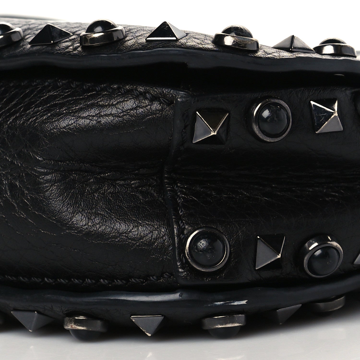 Valentino Garavani Pebbled Calfskin Onyx Medium Rockstud Rolling Flap Saddle Bag Black 9 of 9