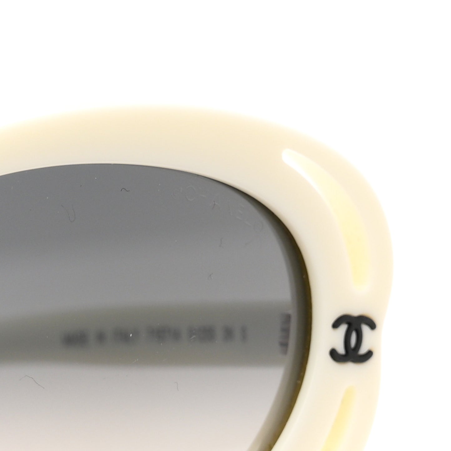 Acetate Oval Sunglasses 71571A White
