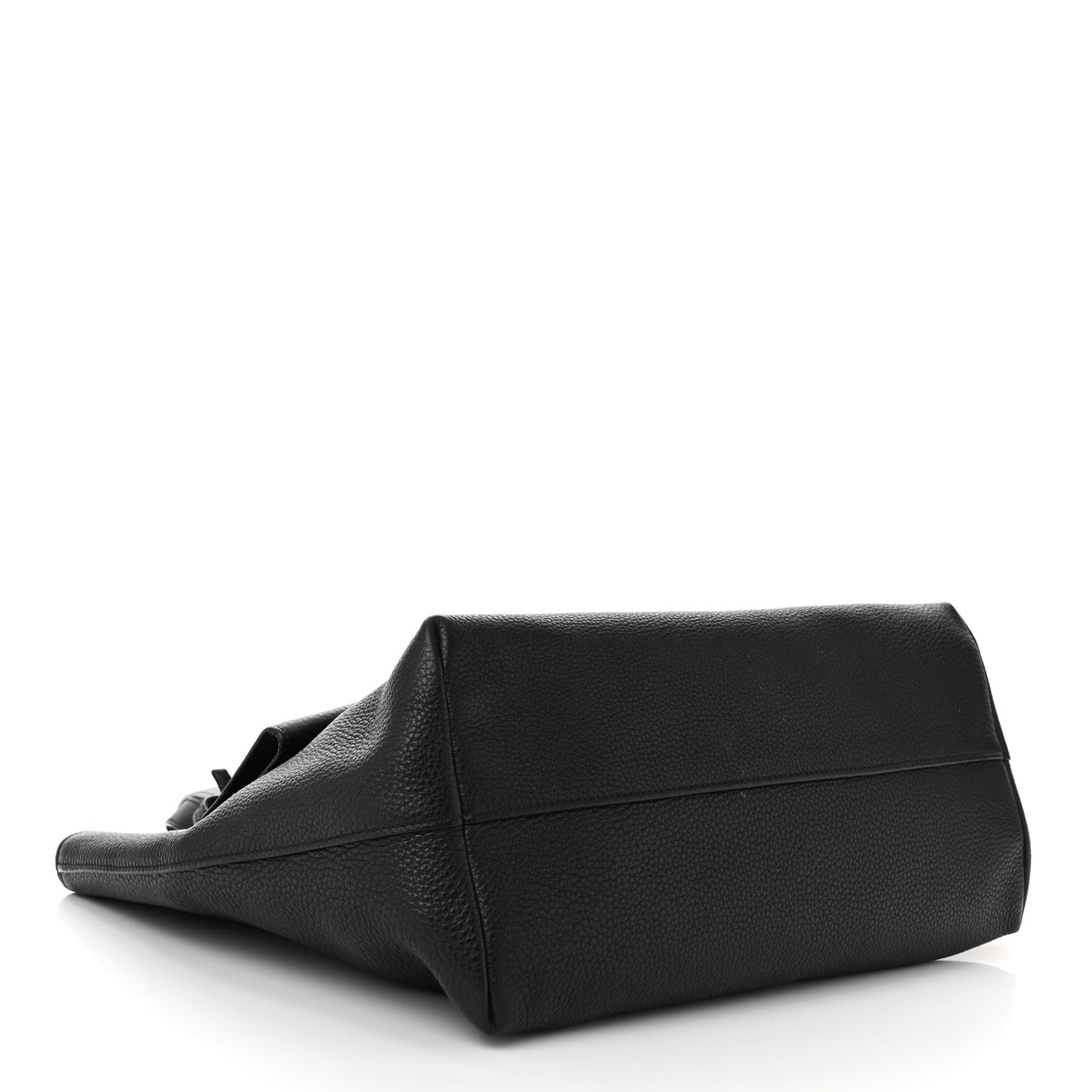 Vitello Daino Pocket Shopping Tote Black
