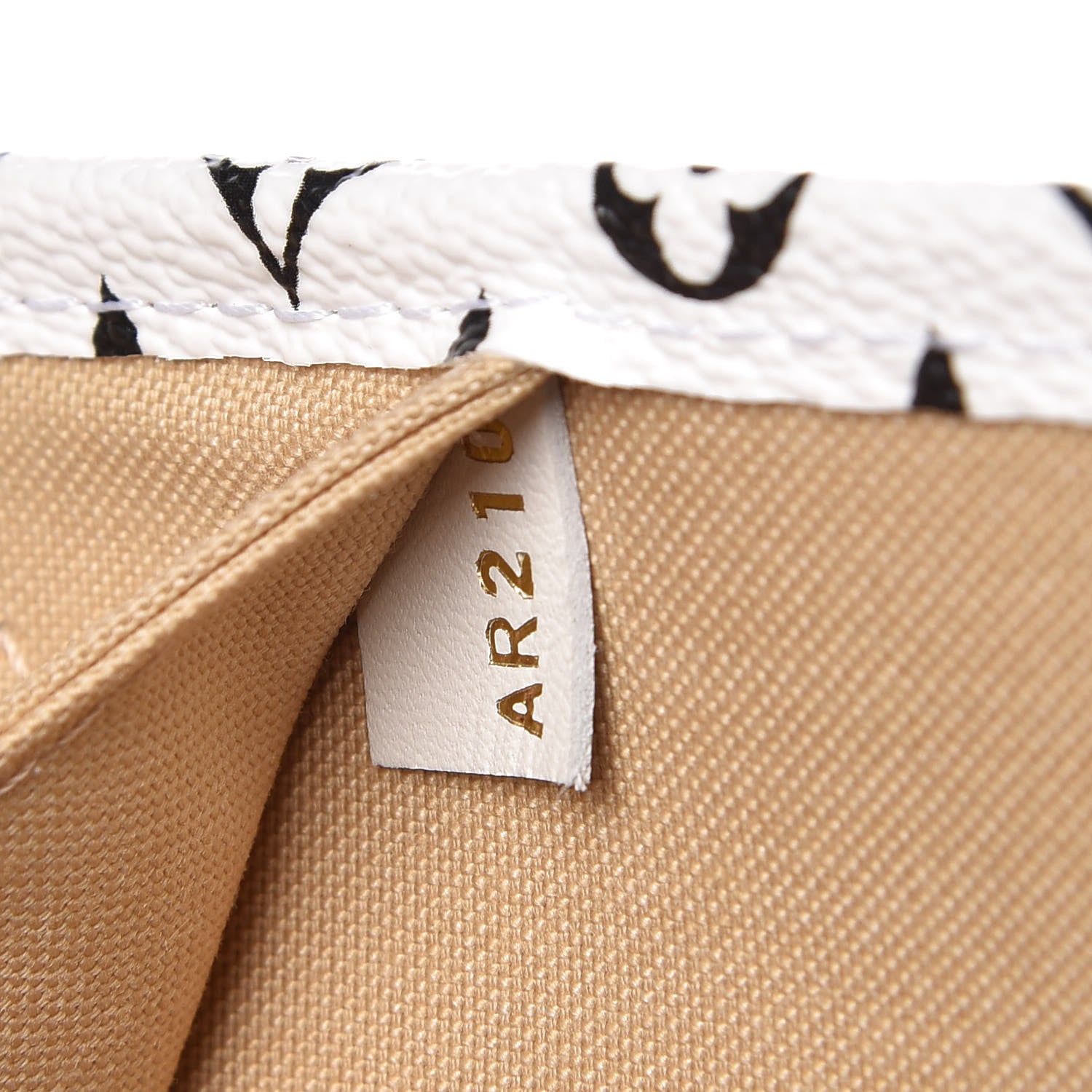 Louis Vuitton Monogram Giant Neverfull MM Kaki 8 of 11