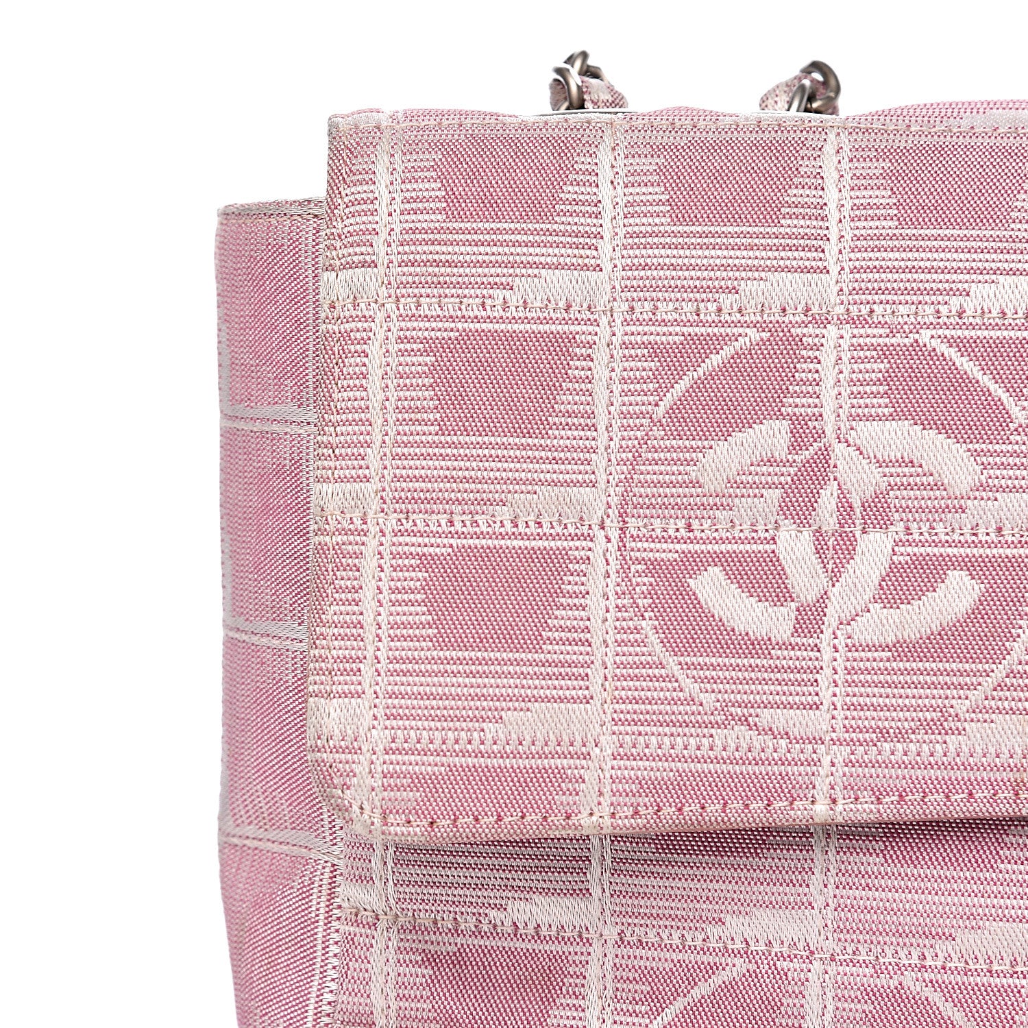 Chanel Nylon Medium Travel Flap Pink 24 of 25