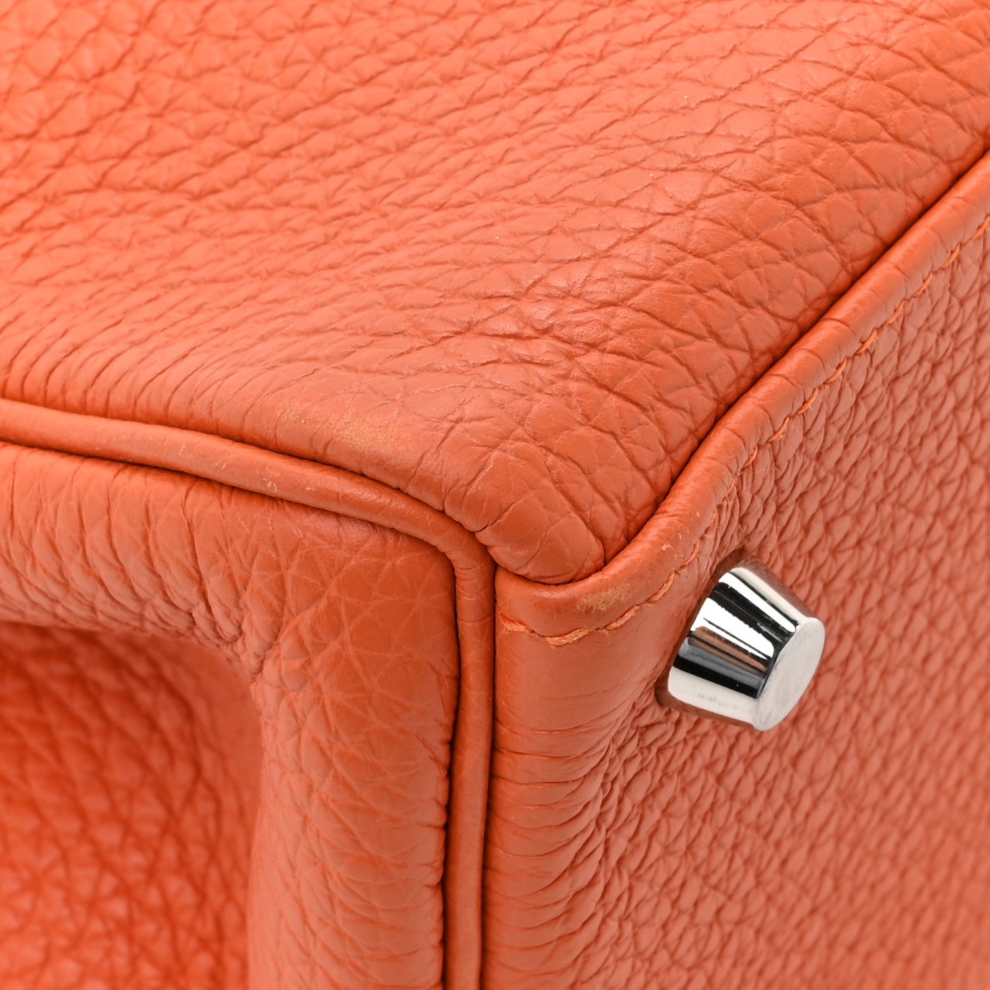 Togo Kelly Retourne 25 Orange