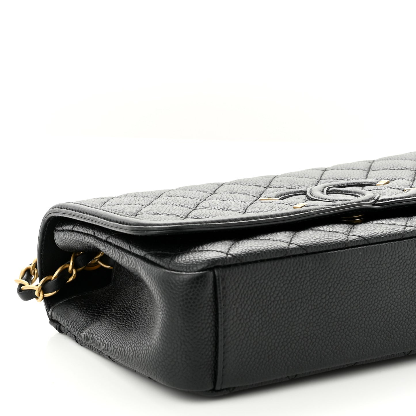 Caviar Quilted Medium CC Filigree Flap Black