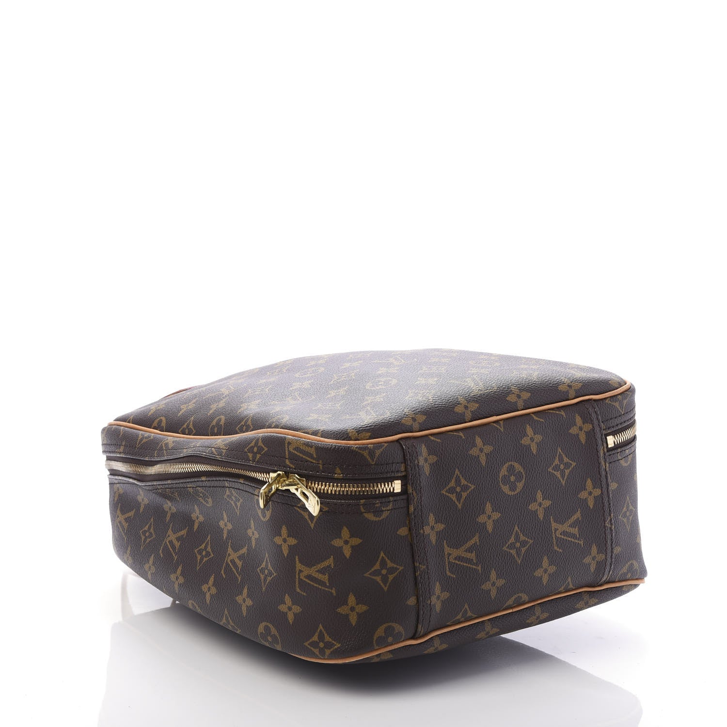 Louis Vuitton Monogram Excursion Shoe Bag 4 of 9