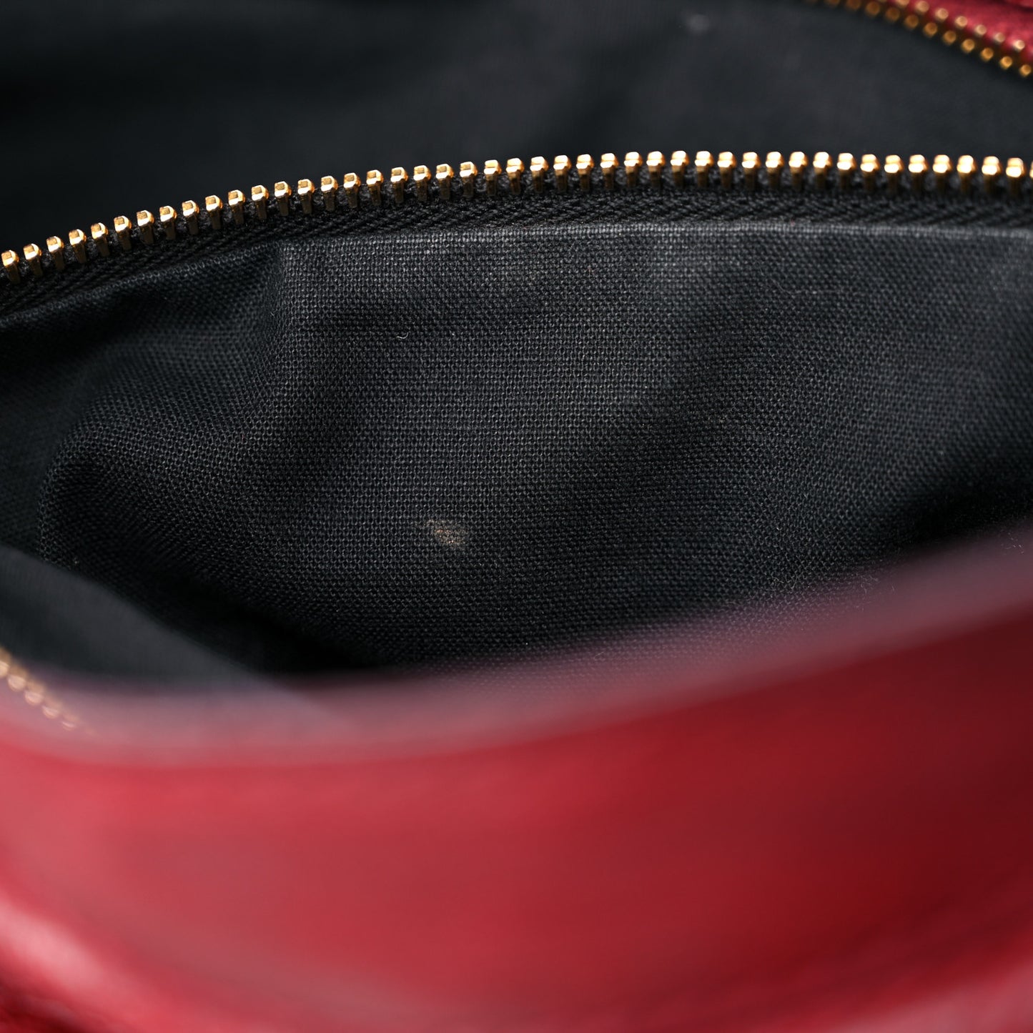 Agneau Giant 12 Gold Hardware City Rouge Cerise