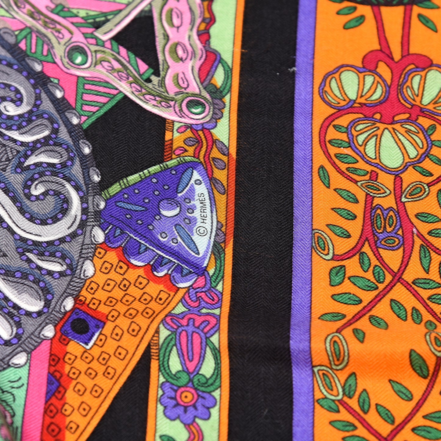 Cashmere Silk Le Songe De La Licorne Shawl 140 Black Orange Rouge Vif