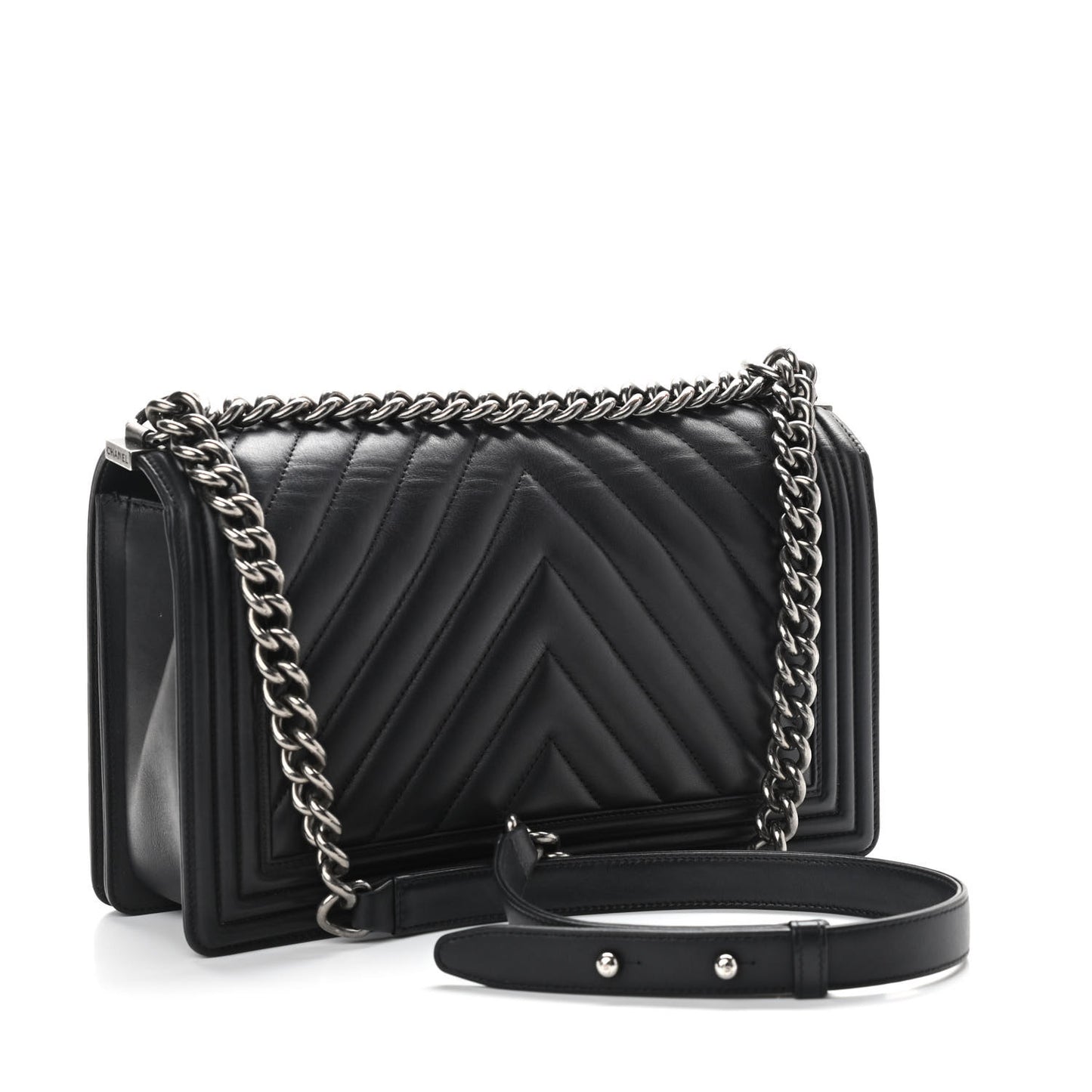Calfskin Chevron Quilted Medium Boy Flap Black