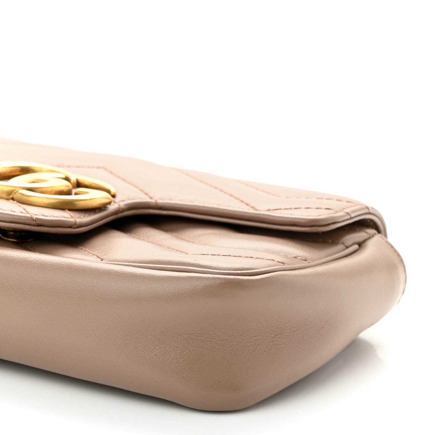 Calfskin Matelasse Super Mini GG Marmont Shoulder Bag Porcelain Rose