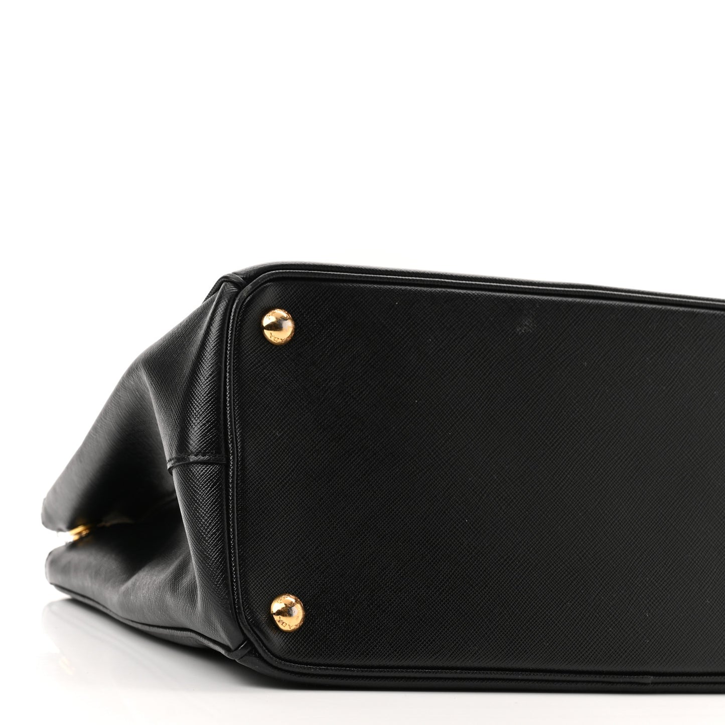 Saffiano Medium Galleria Double Zip Tote Black
