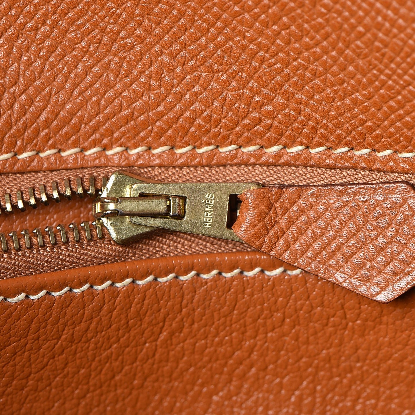 Epsom Kelly Sellier 32 Gold