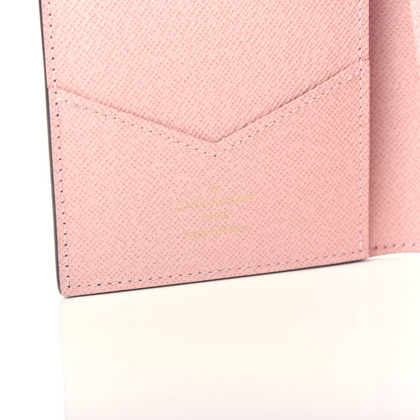Monogram 2020 Christmas Animation Big Wheel Passport Cover Rose Ballerine