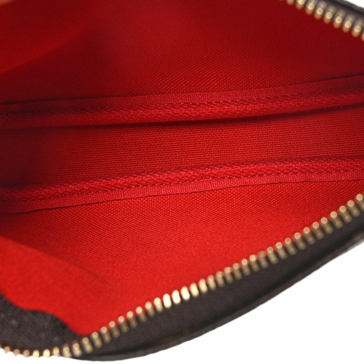 Monogram 2020 Christmas Animation Bumper Cars Mini Pochette Accessories Coquelicot