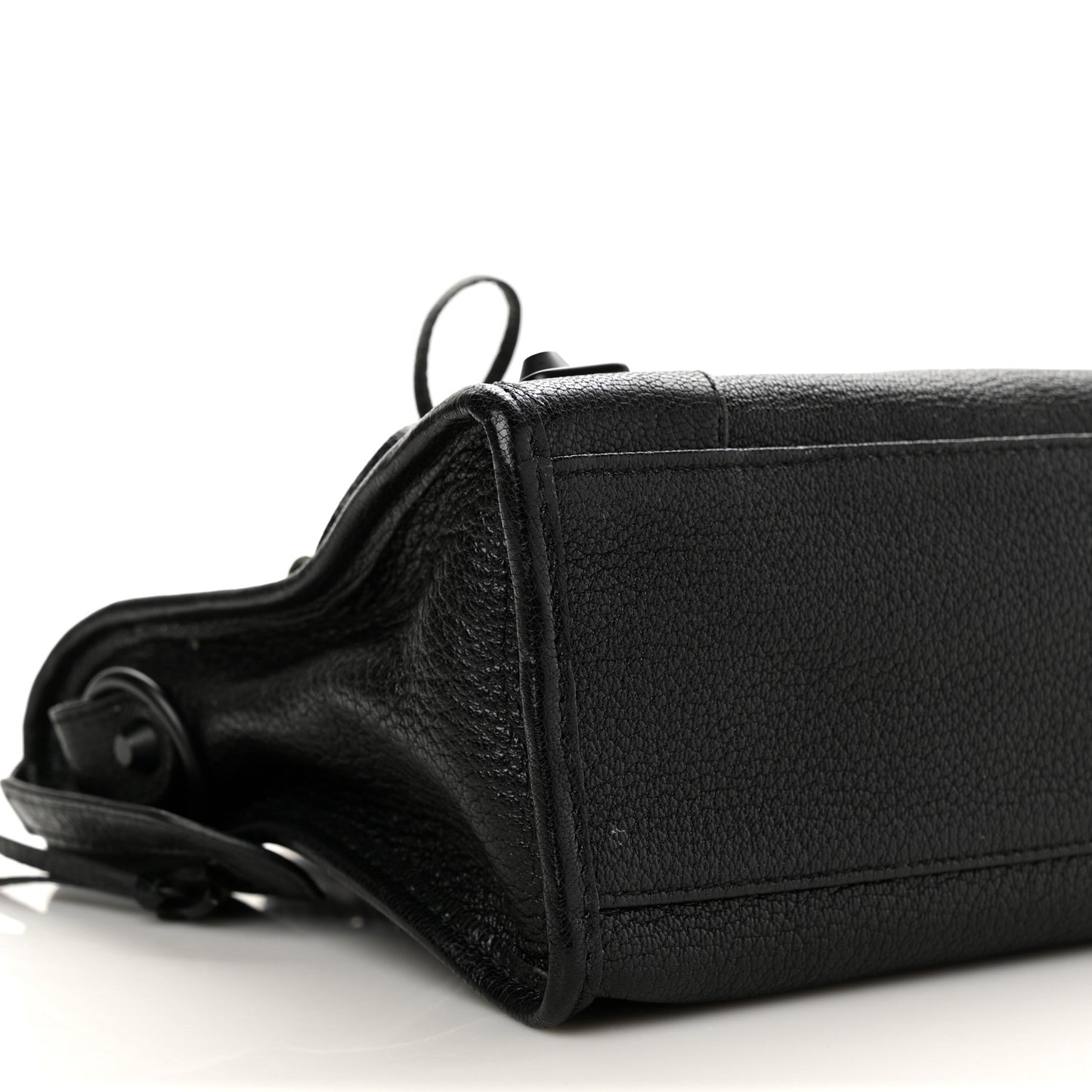 Chevre Black Metallic Edge Hardware S City Black