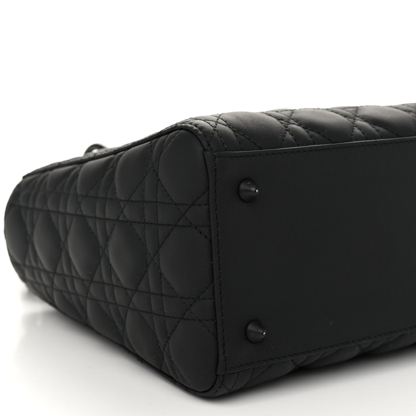 Ultra Matte Calfskin Cannage Medium Lady Dior Black