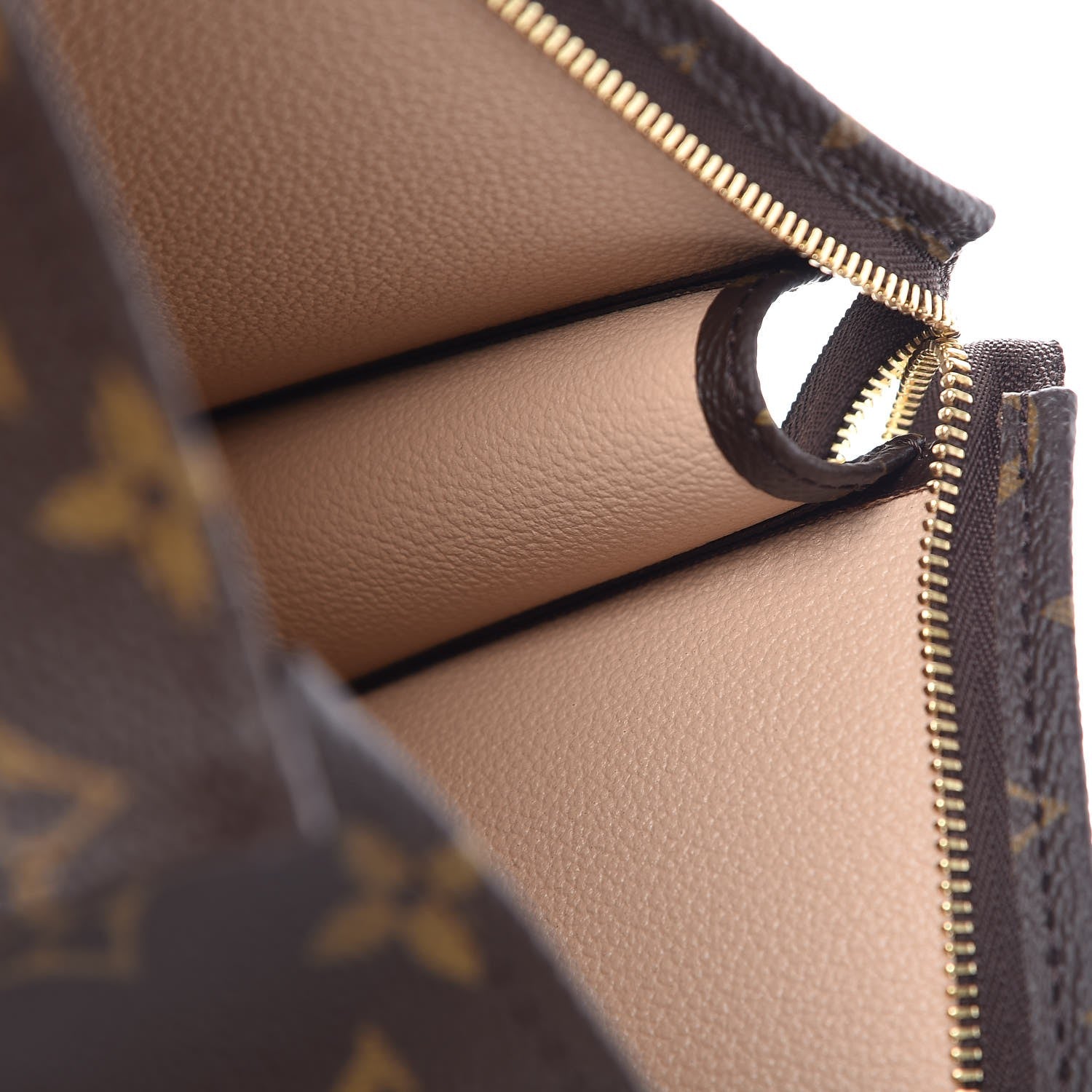 Louis Vuitton Monogram Toiletry Pouch 26 7 of 7