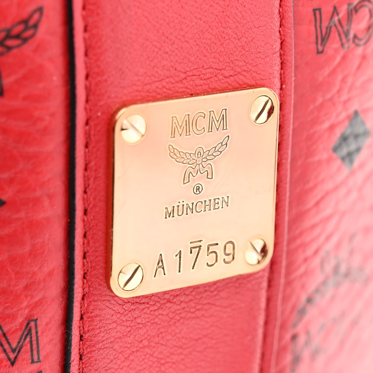 MCM Visetos Medium Liz Reversible Shopper Tote Ruby Red 10 of 20