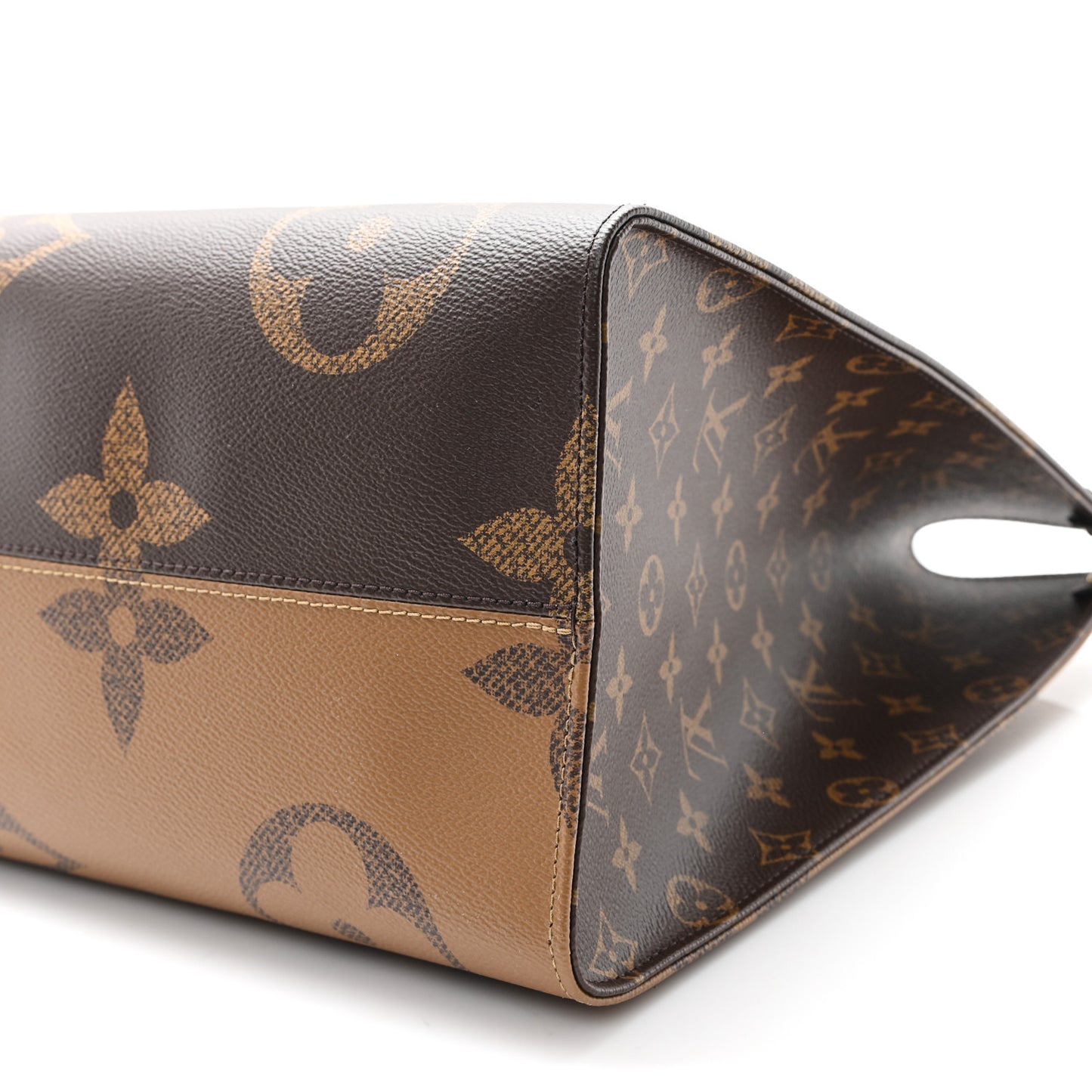 Reverse Monogram Giant Onthego GM