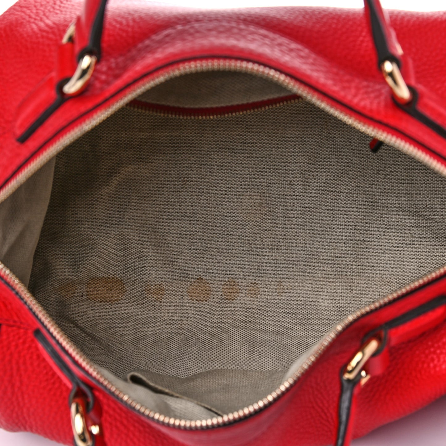 Pebbled Calfskin Medium Soho Boston Red