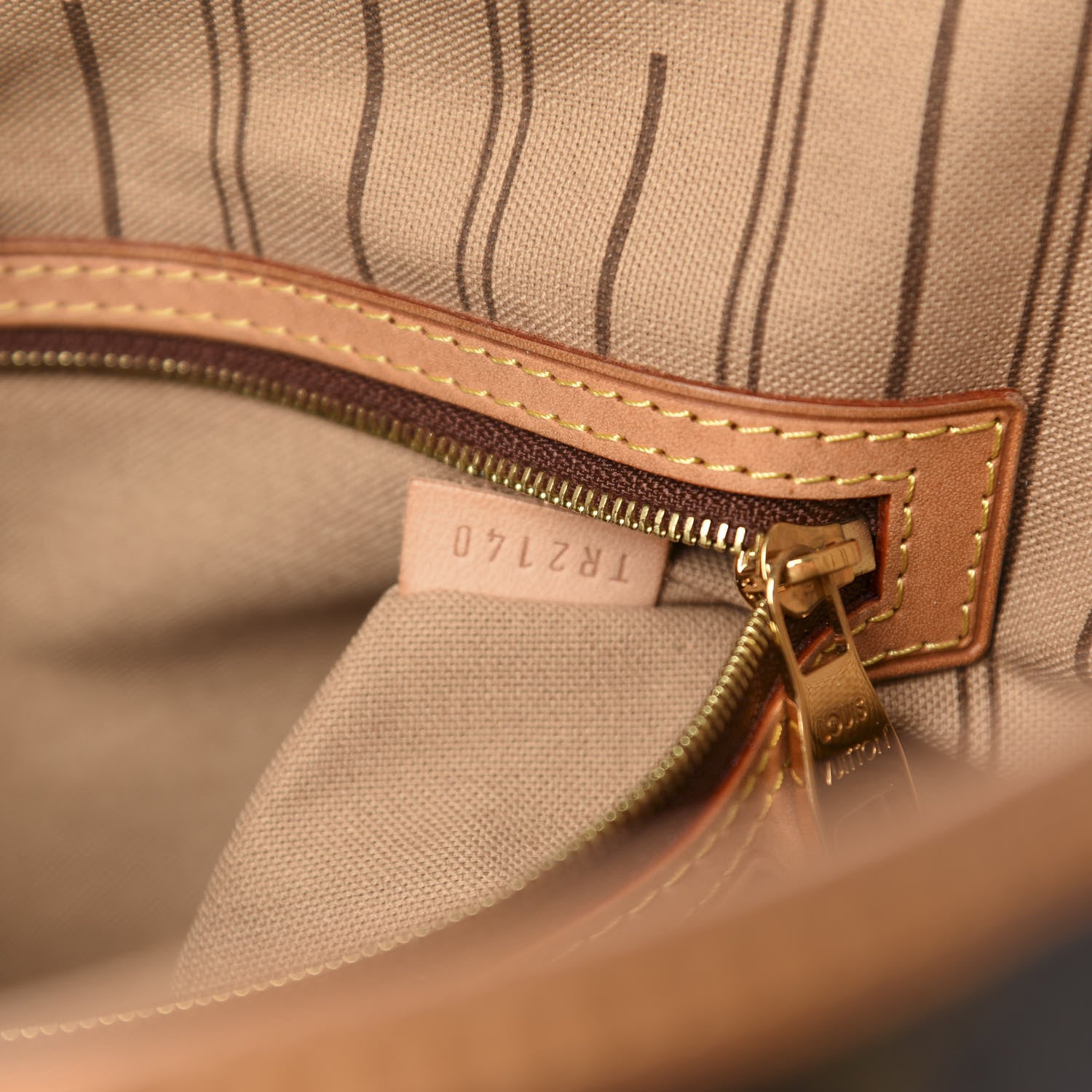 Louis Vuitton Monogram Delightful PM 14 of 15