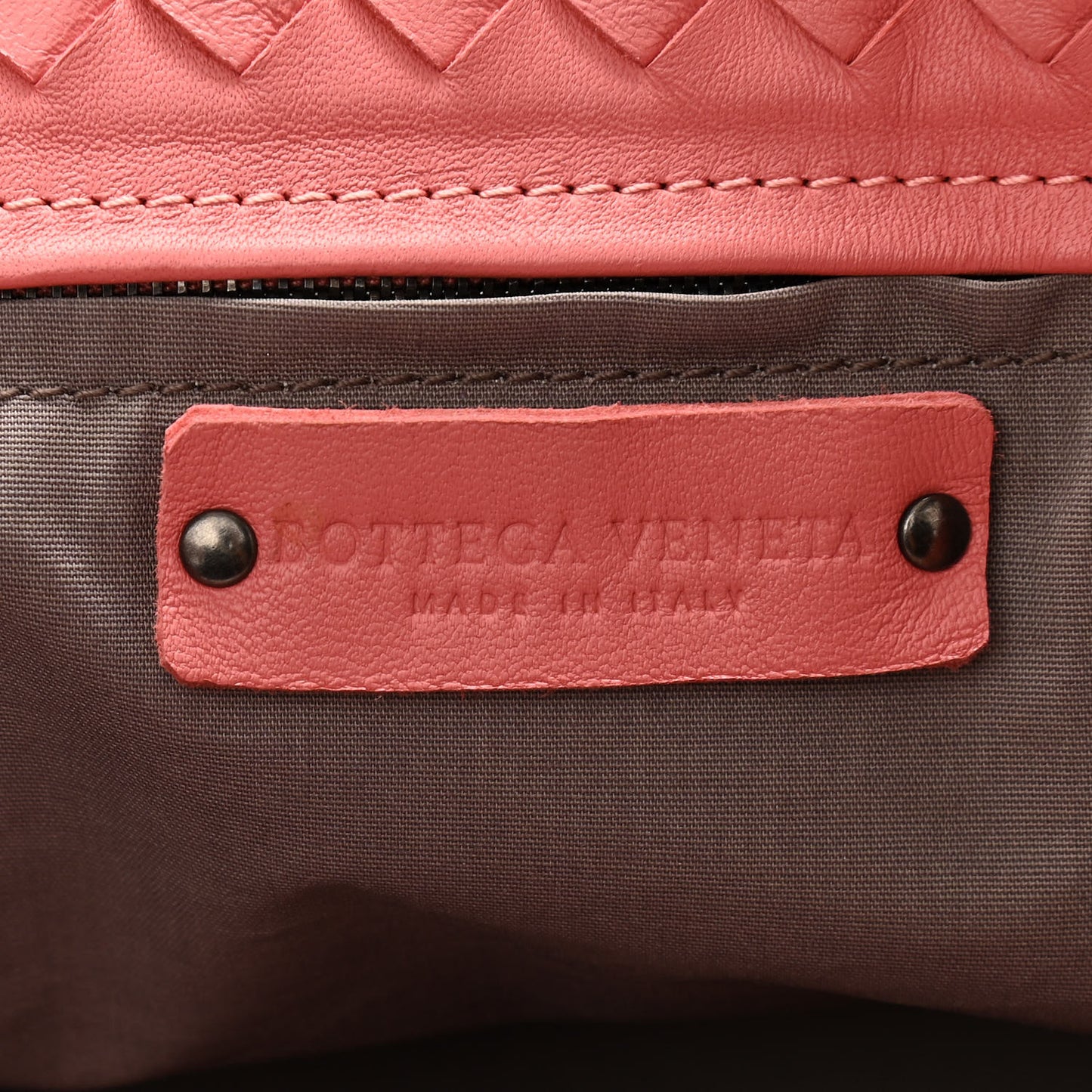 Nappa Intrecciato Large Capri Tote Corallo