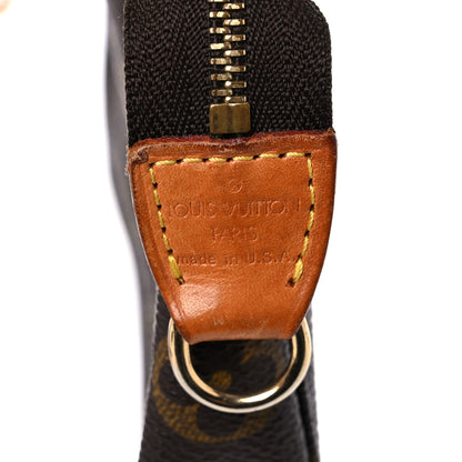 Louis Vuitton Monogram Petit Bucket 23 27 of 29
